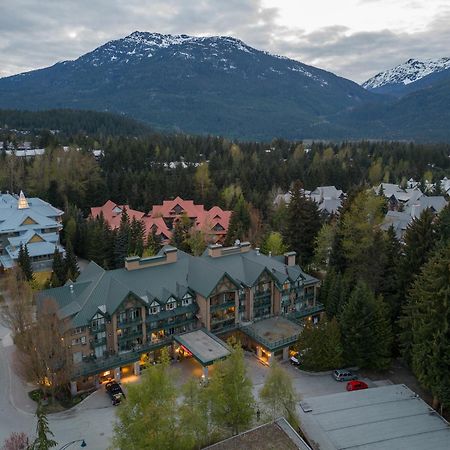 Pinnacle Hotel Whistler Exterior foto