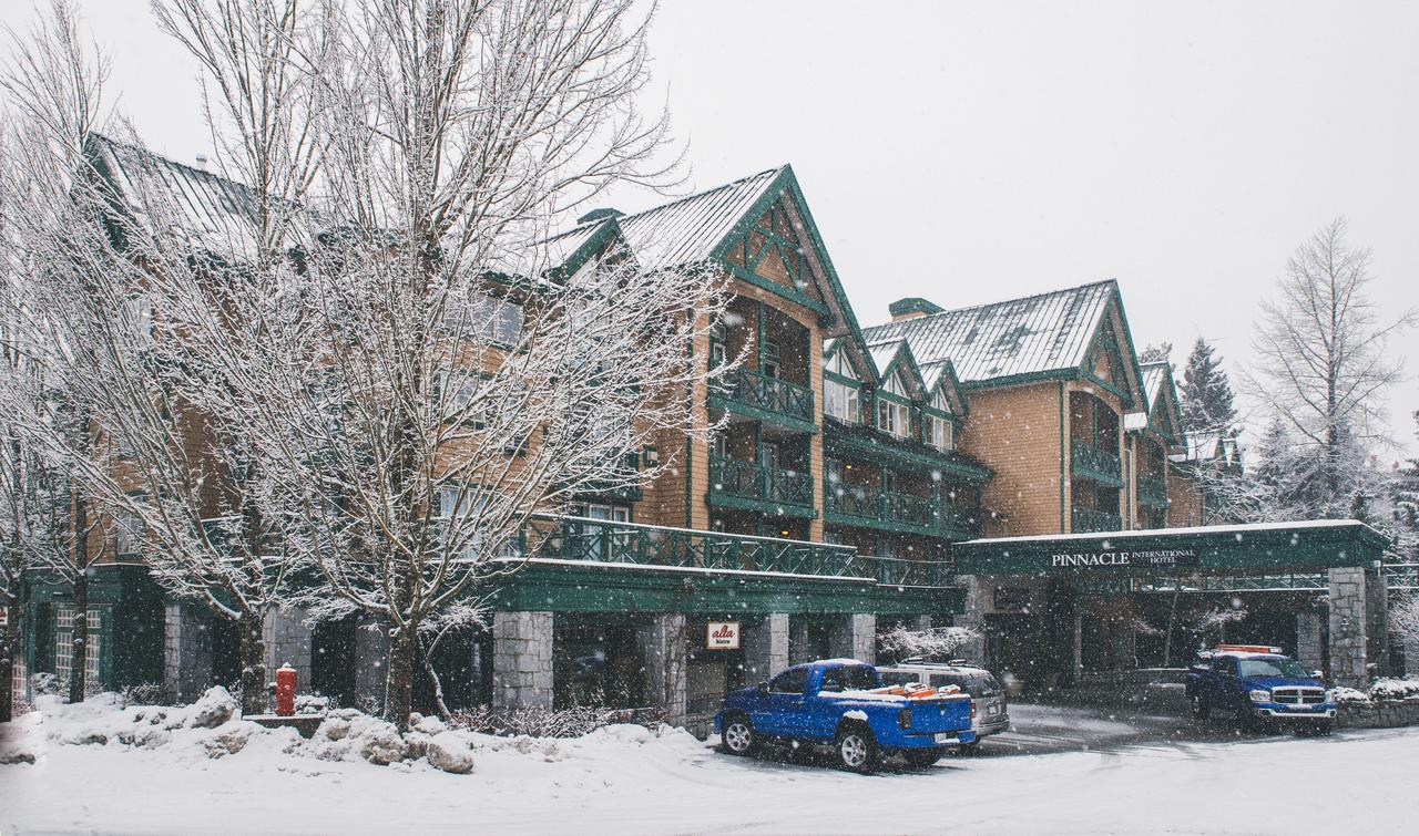 Pinnacle Hotel Whistler Exterior foto